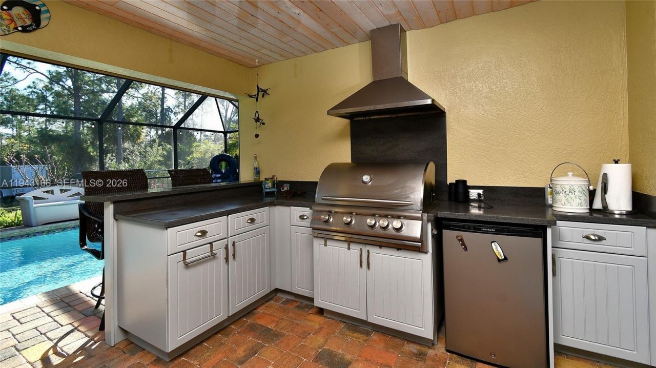 1004 Palmetto Ave, Lehigh Acres, FL 33972 Photo