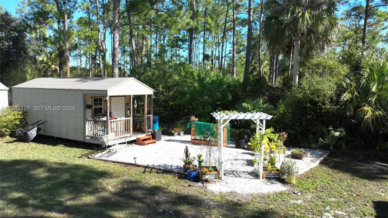 1004 Palmetto Ave, Lehigh Acres, FL 33972 Photo