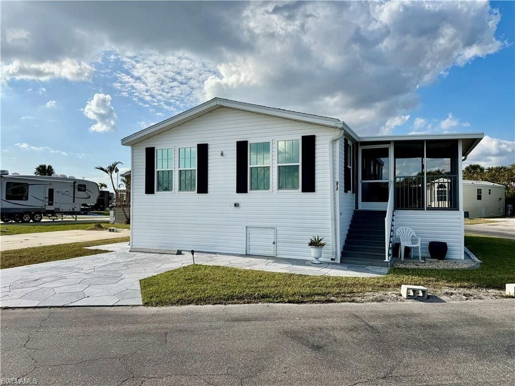 19681 Summerlin Rd, Unit 217, Fort Myers, FL 33908 Photo