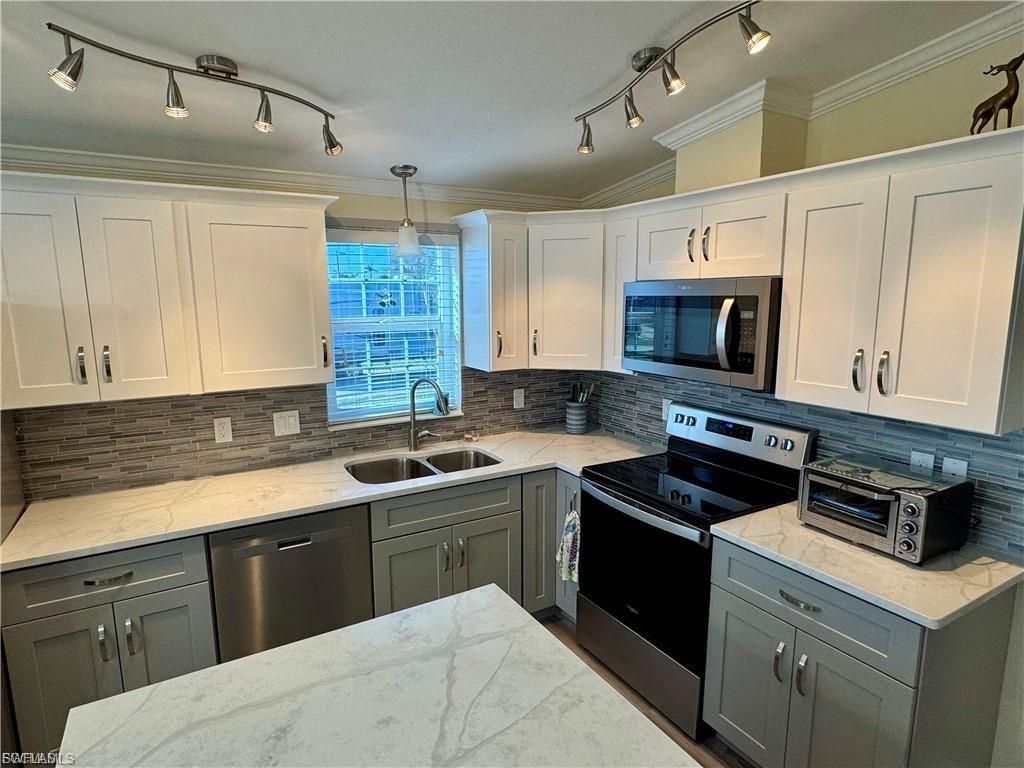 19681 Summerlin Rd, Unit 217, Fort Myers, FL 33908 Photo