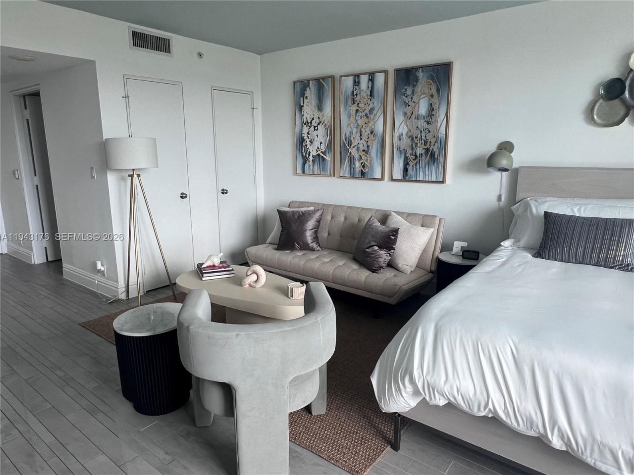 1100 West Ave , Unit 415, Miami Beach, FL 33139 Photo