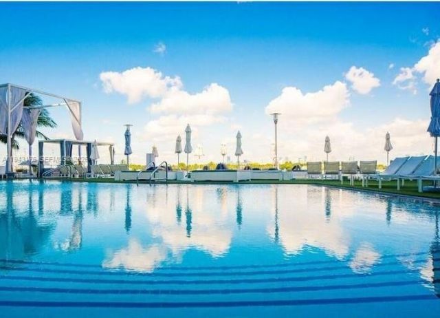 1100 West Ave , Unit 415, Miami Beach, FL 33139 Photo