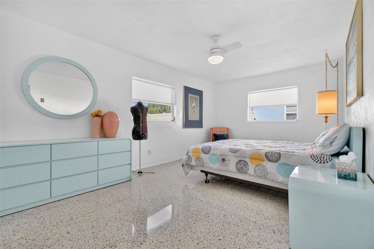 1842 59th Way N, Saint Petersburg, FL 33710 Photo