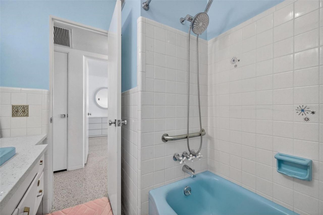 1842 59th Way N, Saint Petersburg, FL 33710 Photo