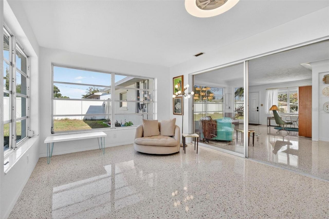 1842 59th Way N, Saint Petersburg, FL 33710 Photo