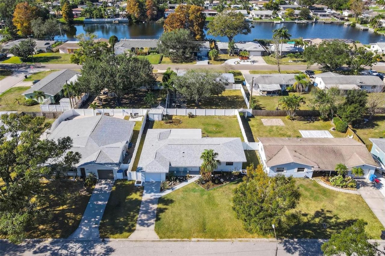 1842 59th Way N, Saint Petersburg, FL 33710 Photo