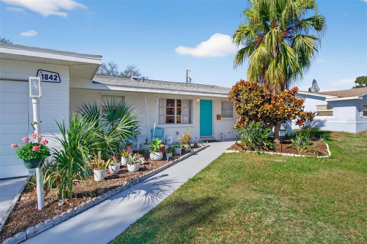 1842 59th Way N, Saint Petersburg, FL 33710 Photo