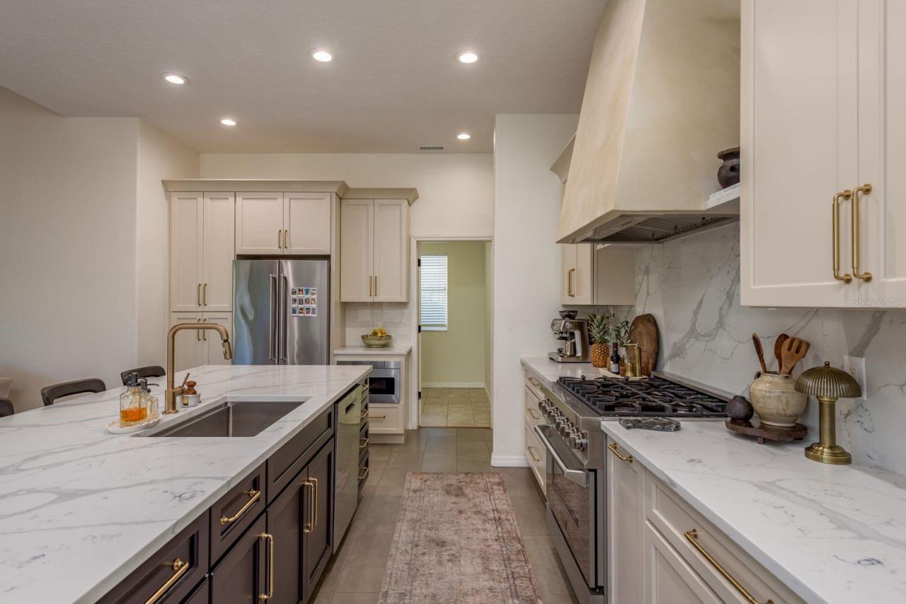 12109 Clear Harbor Drive, Tampa, FL 33626 Photo