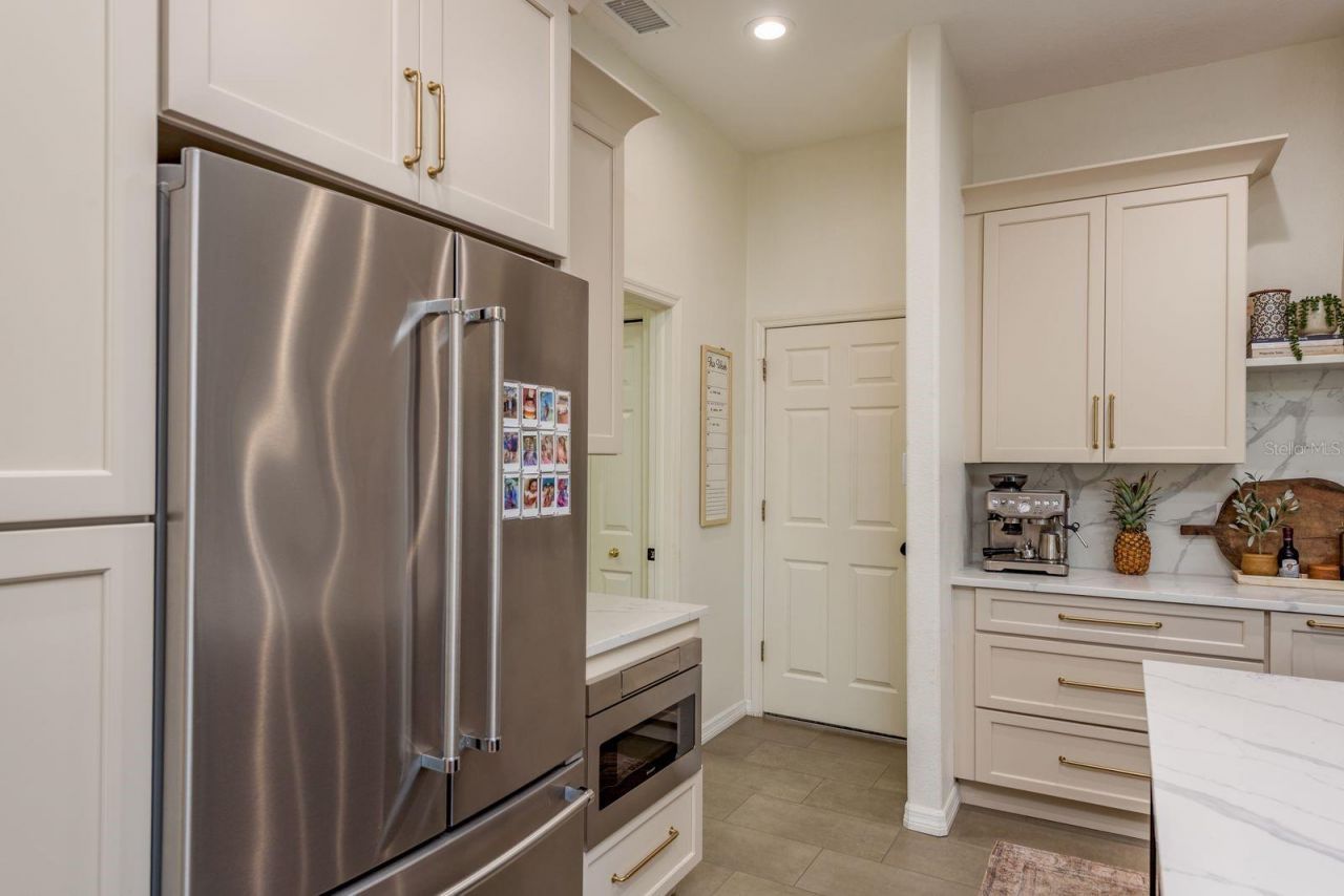 12109 Clear Harbor Drive, Tampa, FL 33626 Photo