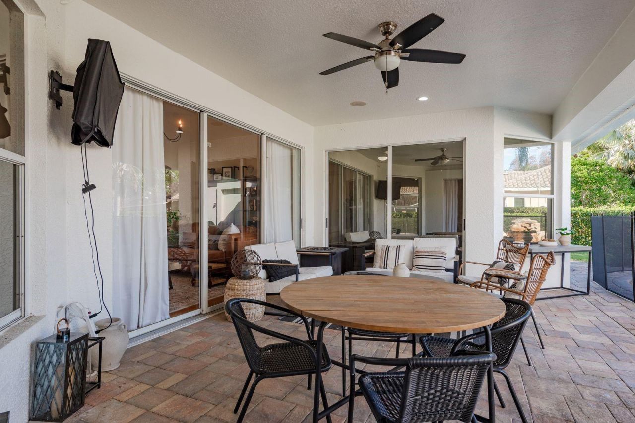 12109 Clear Harbor Drive, Tampa, FL 33626 Photo