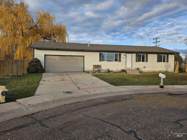 3990 Gregg Cir, Pocatello, ID 83201