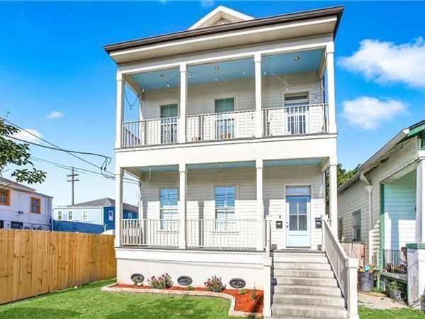 2514 VALENCE Street, Unit 2514, New Orleans, LA 70115
