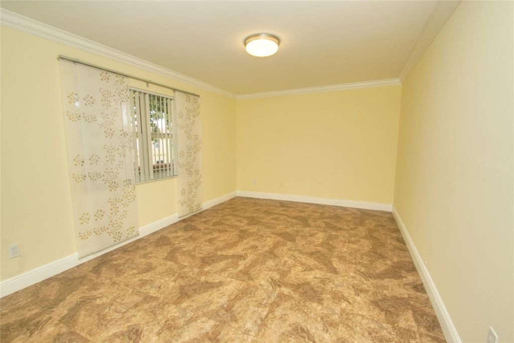 10762 La Placida Drive, Unit 205, Coral Springs, FL 33065 Photo