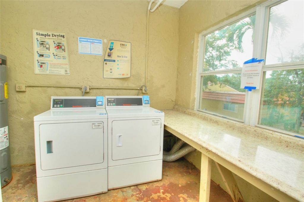 10762 La Placida Drive, Unit 205, Coral Springs, FL 33065 Photo