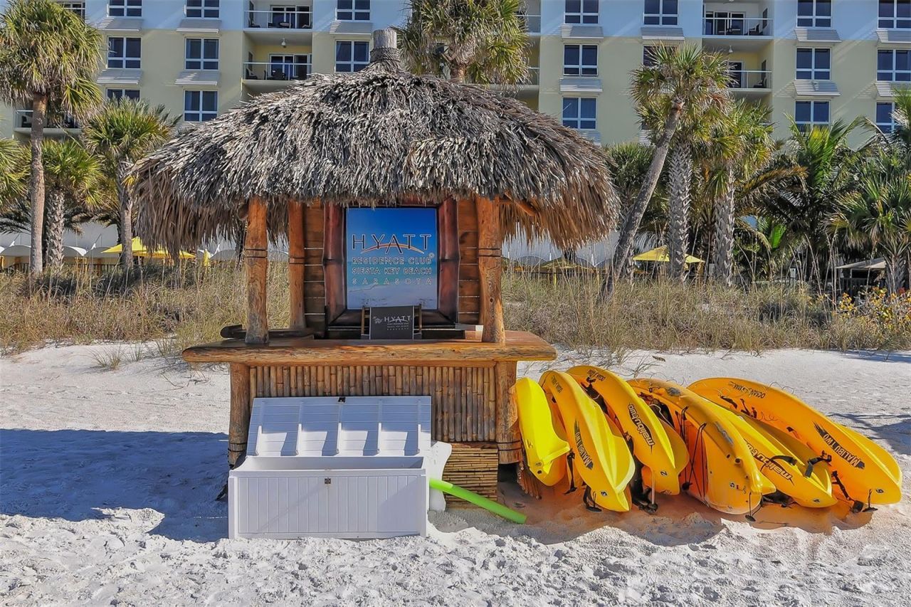 915 Seaside Drive, Unit 511, Weeks, Sarasota, FL 34242 Photo