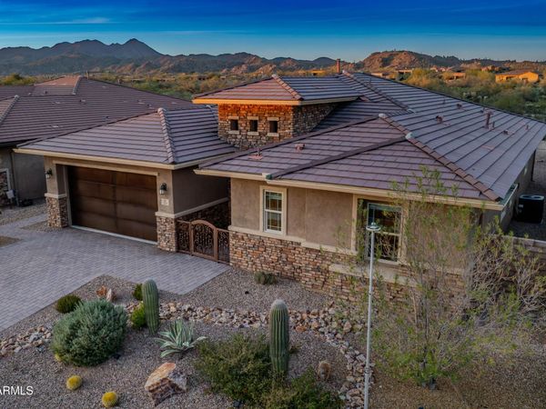 320 W SAGUARO ARM Trail, Oro Valley, AZ 85755