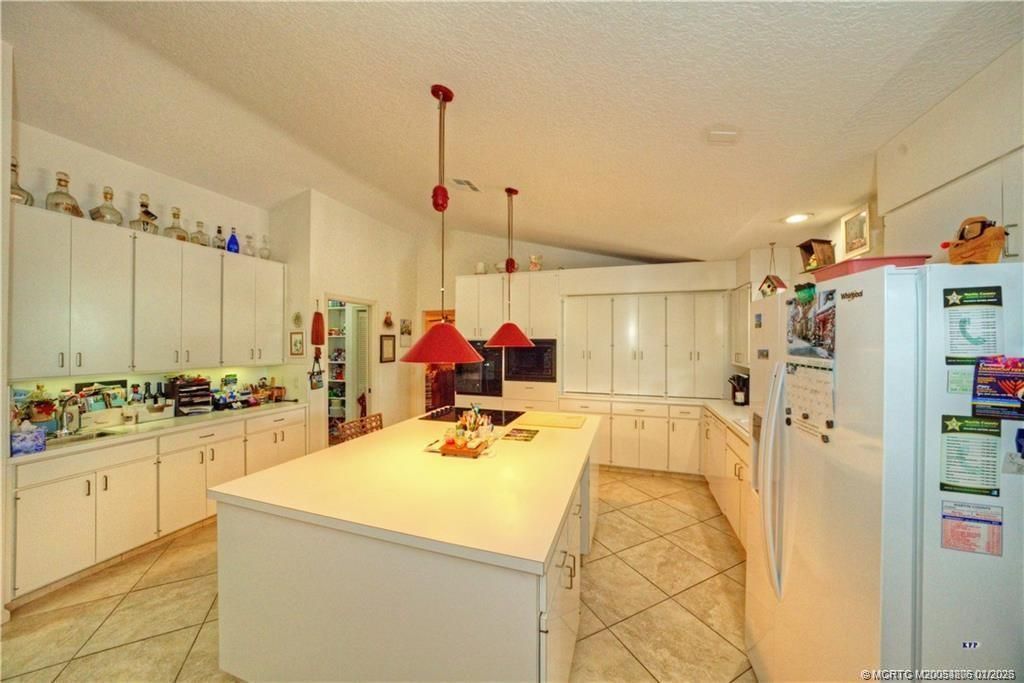 5220 SE Burning Tree Circle S, Stuart, FL 34997 Photo