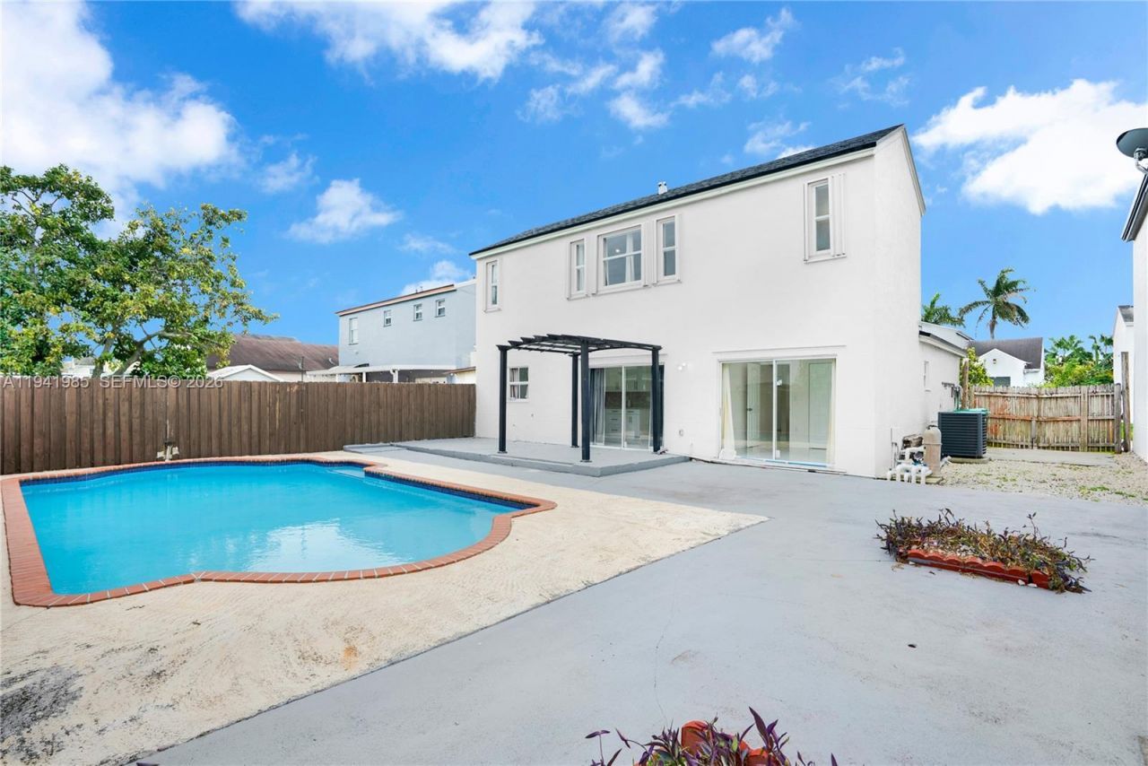 11837 SW 273rd Ln, Homestead, FL 33032 Main Photo