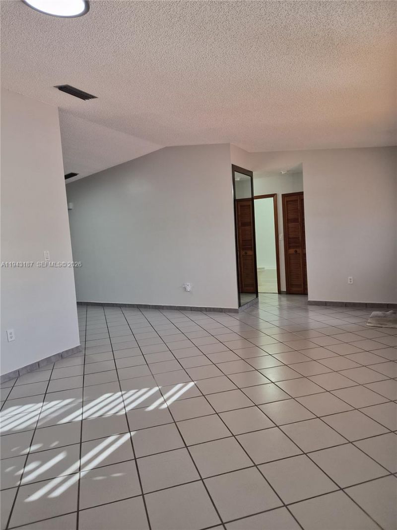 1453 SW 137th Pl, Miami, FL 33184 Photo