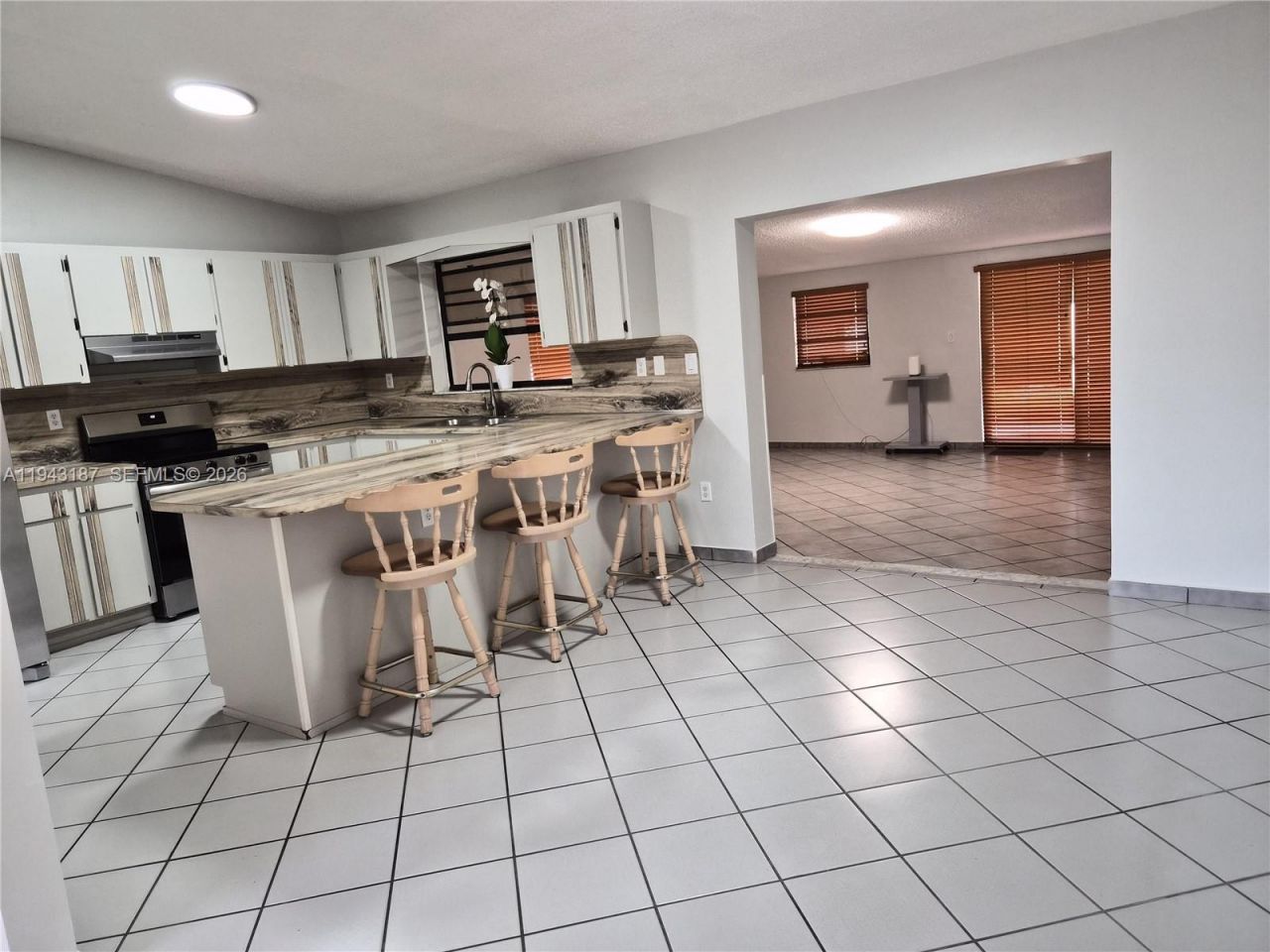 1453 SW 137th Pl, Miami, FL 33184 Photo