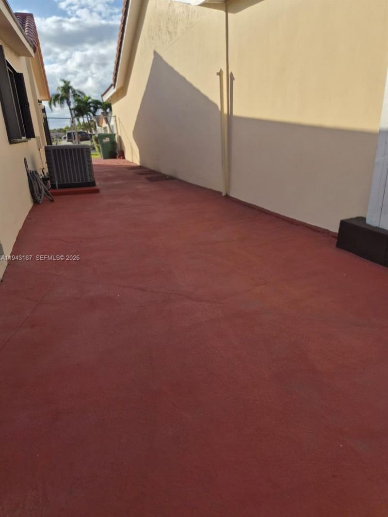 1453 SW 137th Pl, Miami, FL 33184 Photo