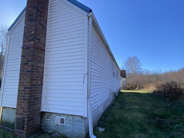 11 Kennebec Road, Machiasport, ME 04655