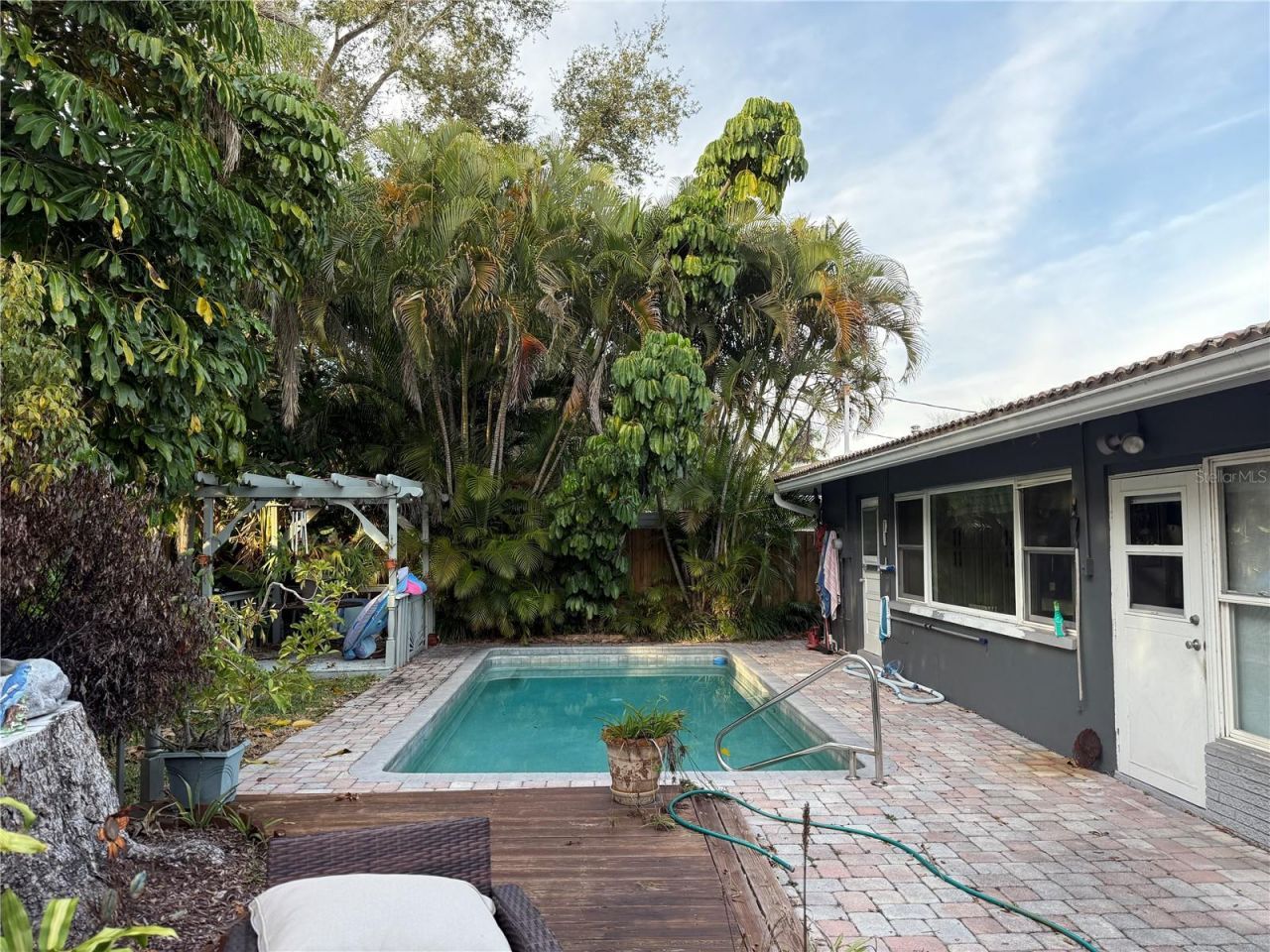 566 E Park Drive, Largo, FL 33771 Photo