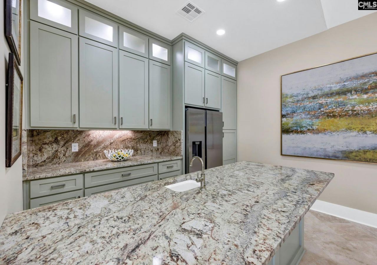 546 Misty Banks Drive Photo 10