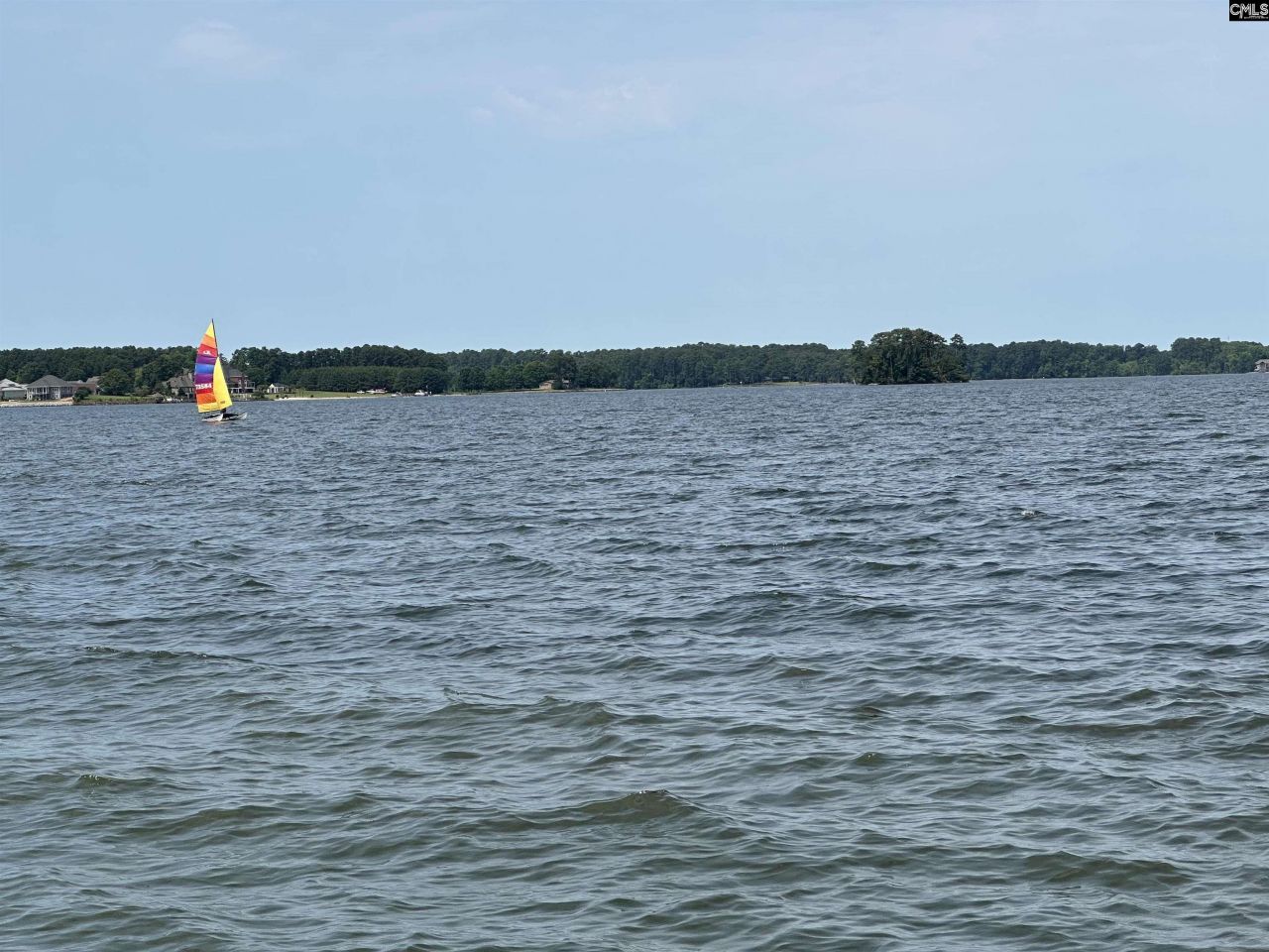 546 Misty Banks Drive Photo 13