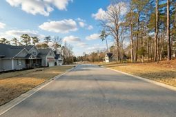 546 Misty Banks Drive photo 4