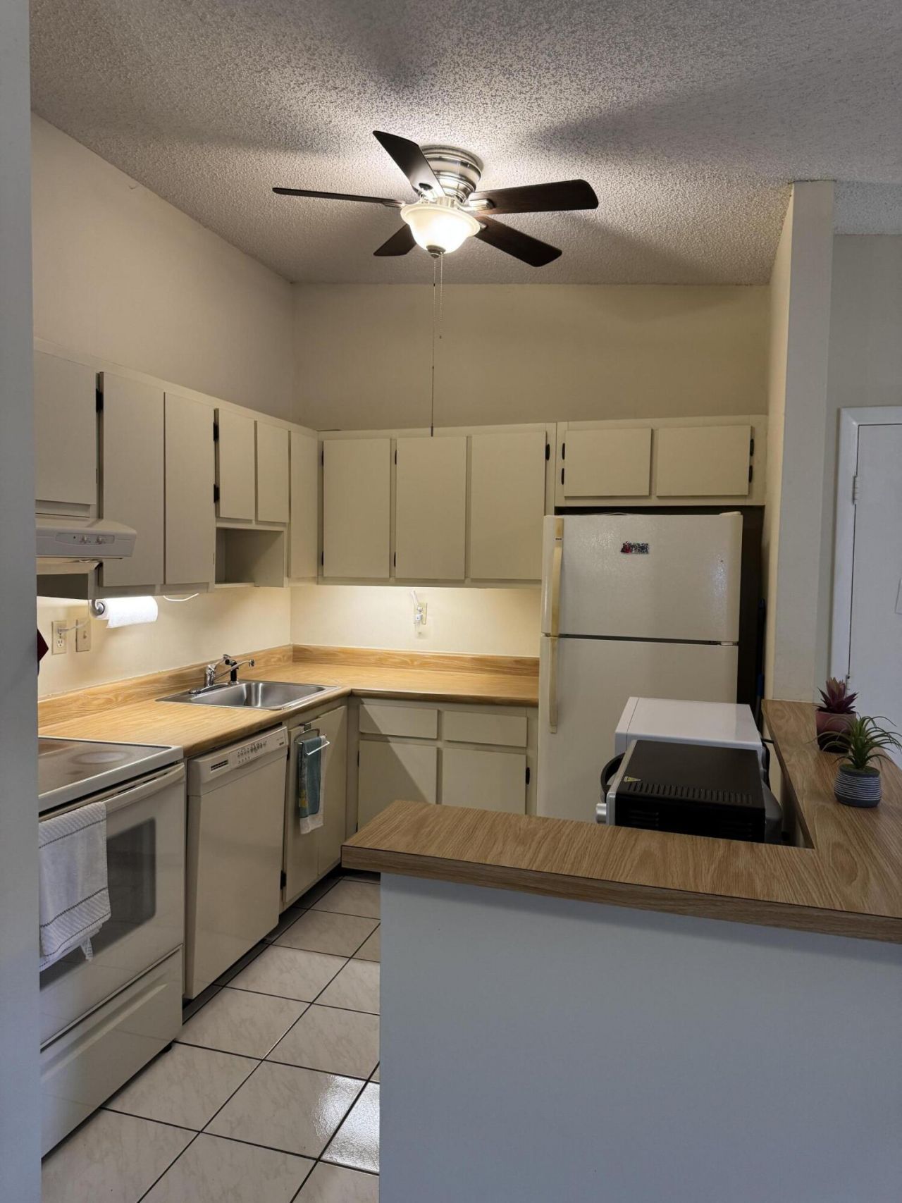 7128 Ashmont Circle Circle, Unit 207, Tamarac, FL 33321 Photo