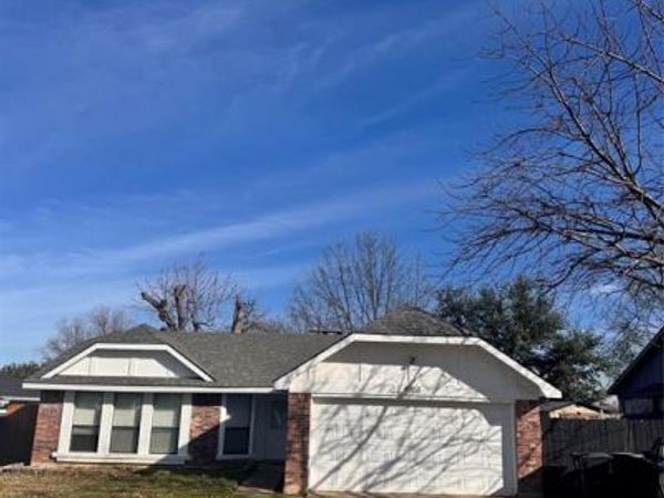 4203 Ravenhill Lane, Arlington, TX 76016