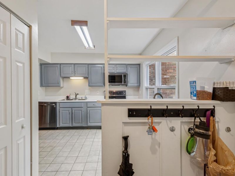 9130 Dominion Circle, Symmes Township, OH 45249 Photo 18