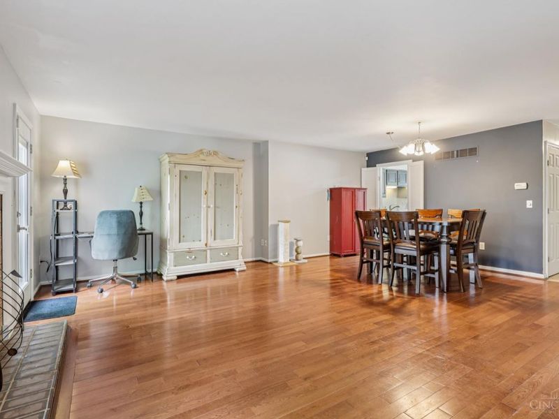 9130 Dominion Circle, Symmes Township, OH 45249 Photo 6