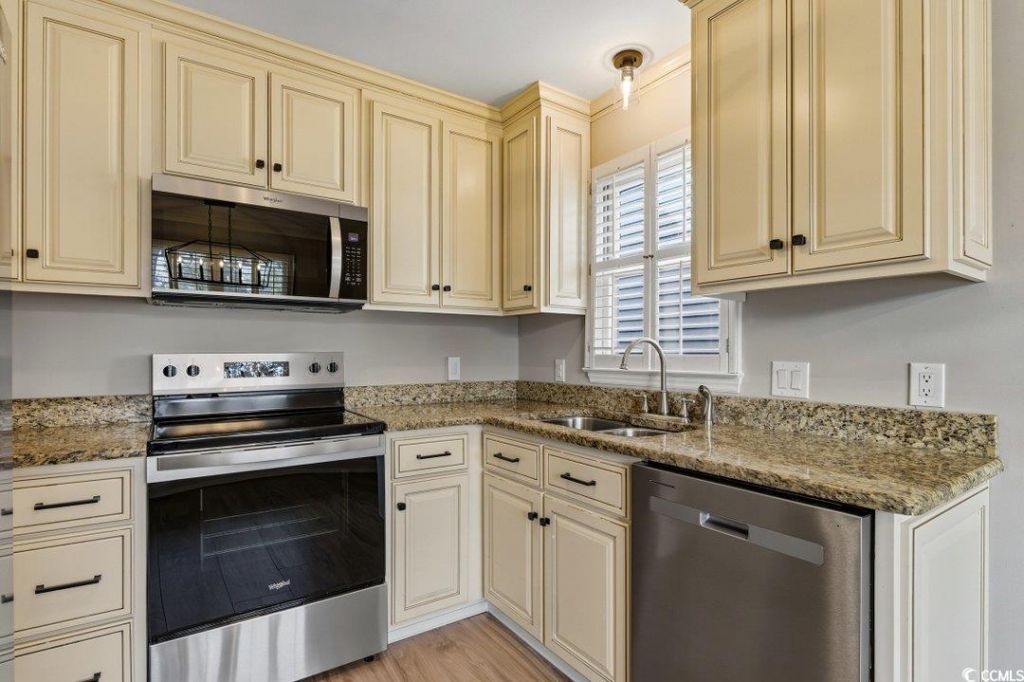 600-b 10th Ave. S Photo 13