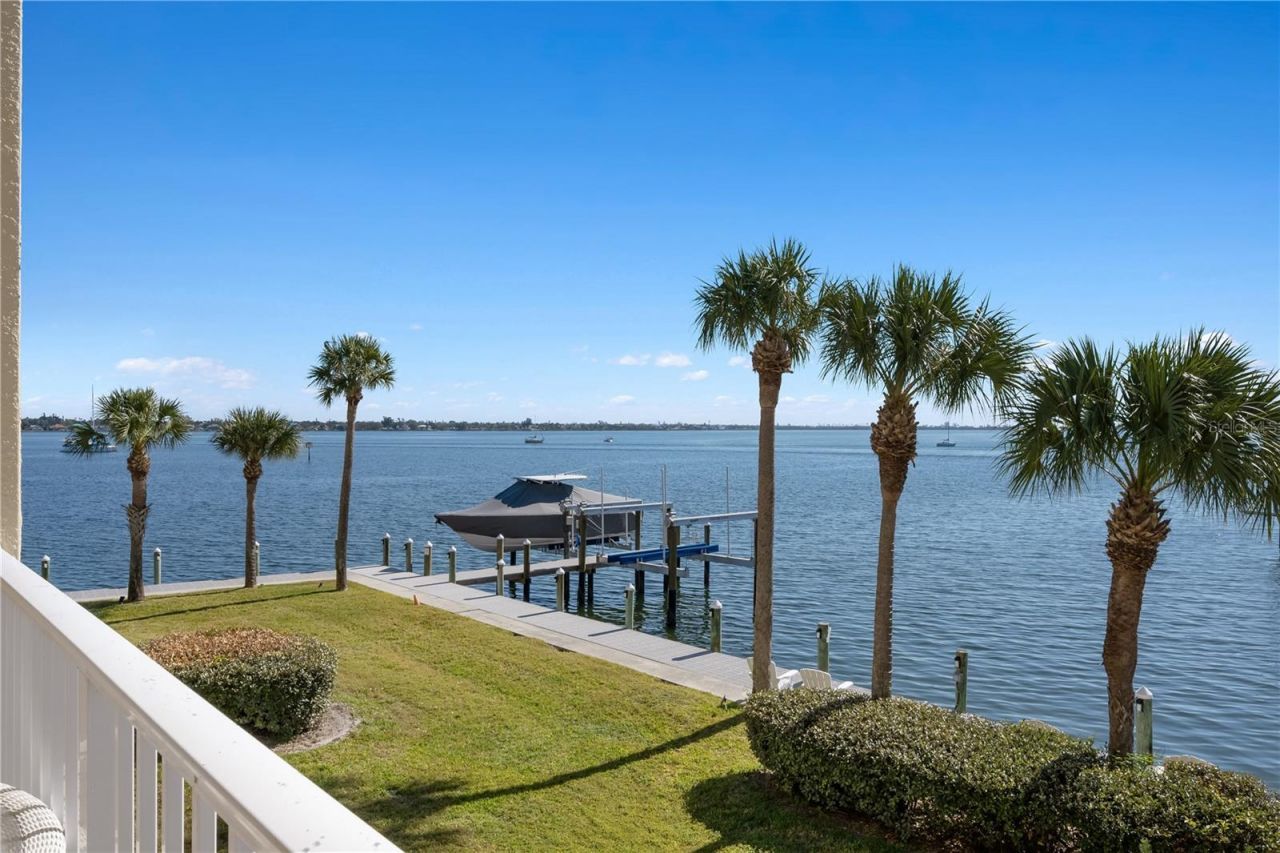 9923 Manatee Avenue W, Bradenton, FL 34209 Photo