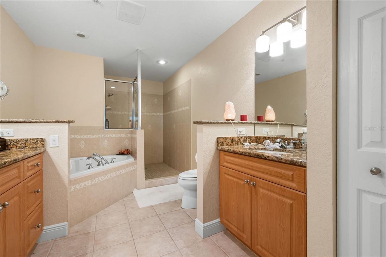 9923 Manatee Avenue W, Bradenton, FL 34209 Photo