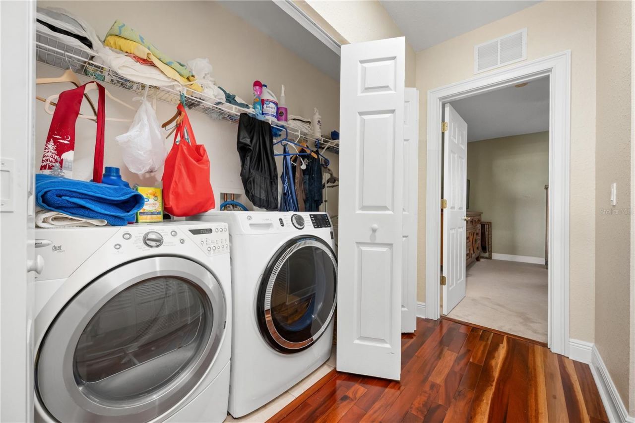 9923 Manatee Avenue W, Bradenton, FL 34209 Photo