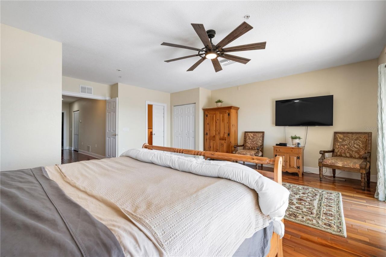 9923 Manatee Avenue W, Bradenton, FL 34209 Photo