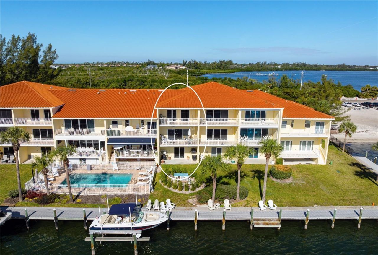 9923 Manatee Avenue W, Bradenton, FL 34209 Photo