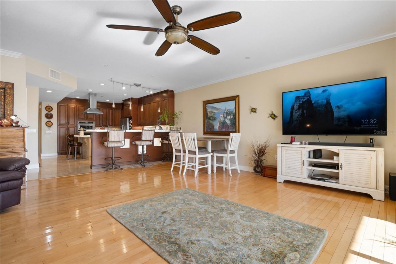 9923 Manatee Avenue W, Bradenton, FL 34209 Photo