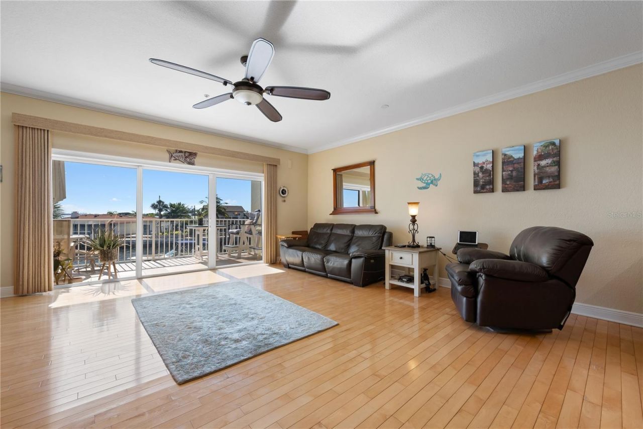 9923 Manatee Avenue W, Bradenton, FL 34209 Photo