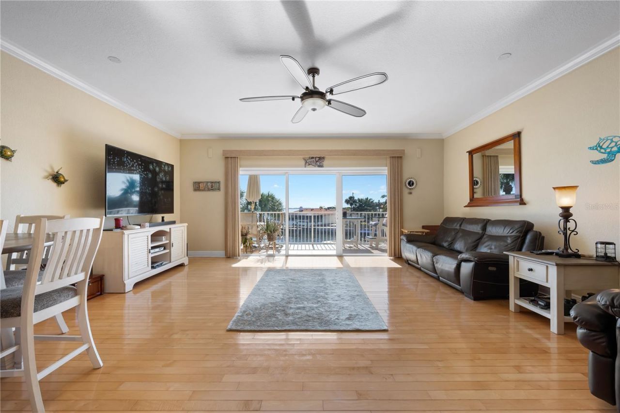 9923 Manatee Avenue W, Bradenton, FL 34209 Photo