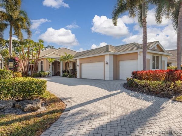 2379 SW Manor Hill Drive, Palm City, FL 34990