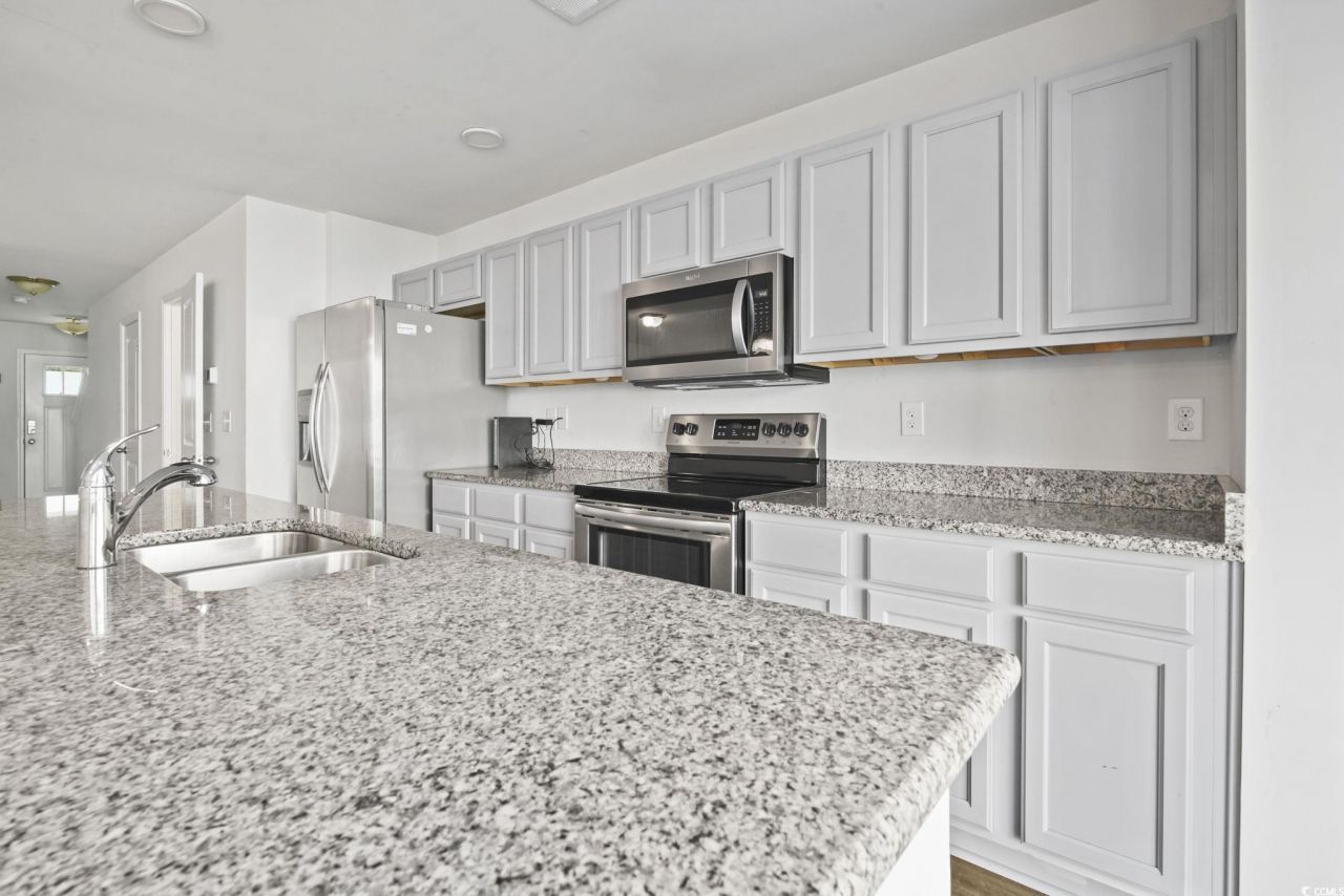 1117 Fairway Ln. Photo 11