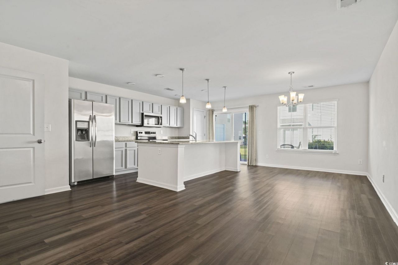 1117 Fairway Ln. Photo 6