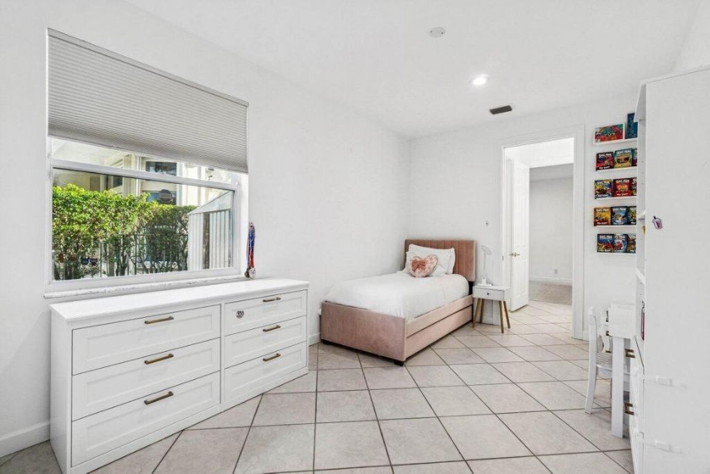 9641 Parkview Avenue, Boca Raton, FL 33428 Photo