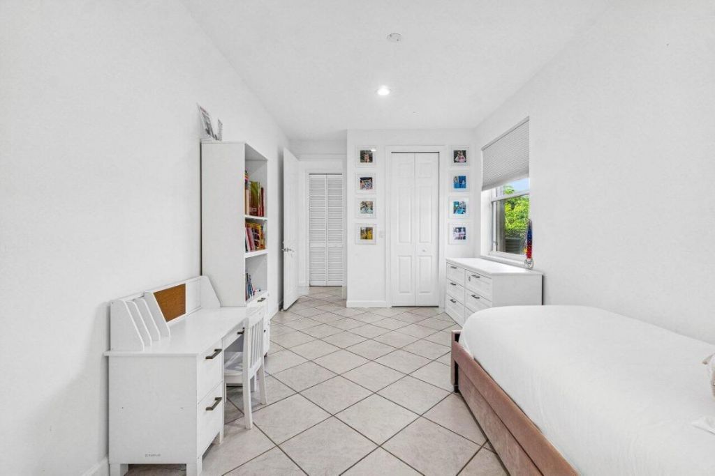 9641 Parkview Avenue, Boca Raton, FL 33428 Photo