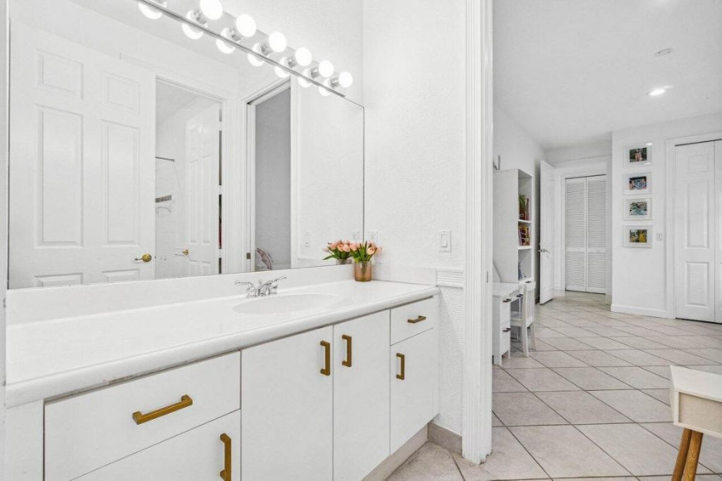 9641 Parkview Avenue, Boca Raton, FL 33428 Photo