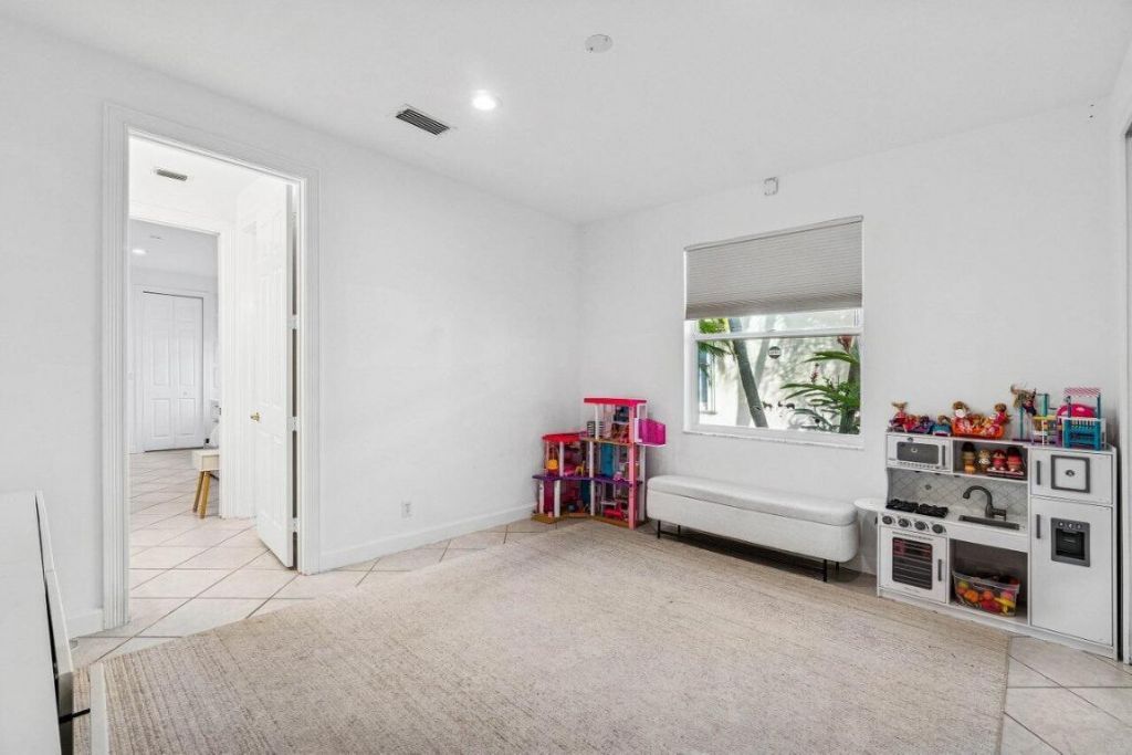 9641 Parkview Avenue, Boca Raton, FL 33428 Photo